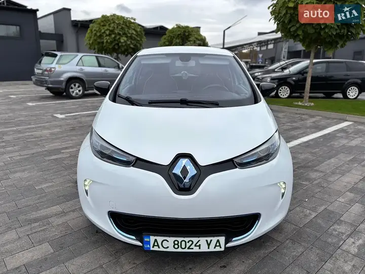Renault Zoe 2013 photo 2