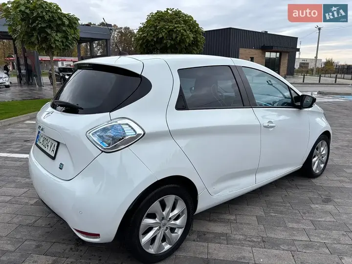 Renault Zoe 2013 photo 4