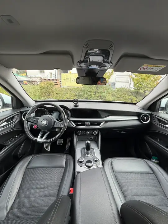 Alfa Romeo Stelvio 2018 photo 3