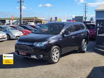 Mitsubishi Outlander 2014 photo 4