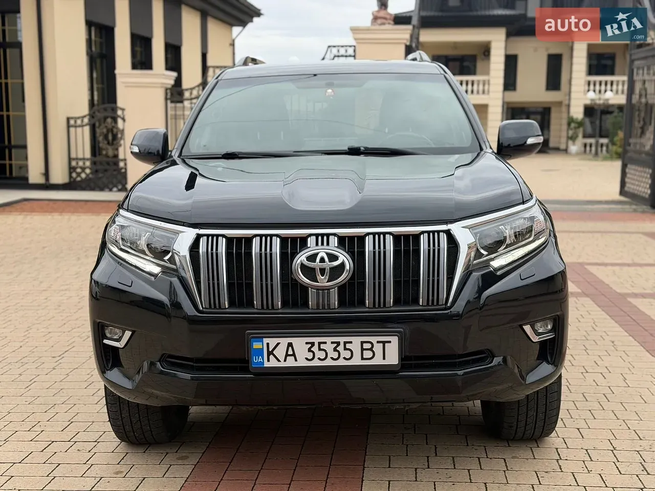 Toyota Land Cruiser Prado 2014 photo 4