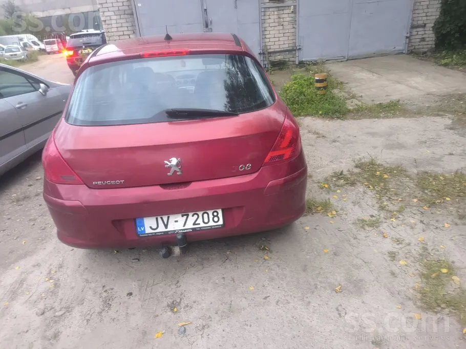 Peugeot 308 2008 photo 3