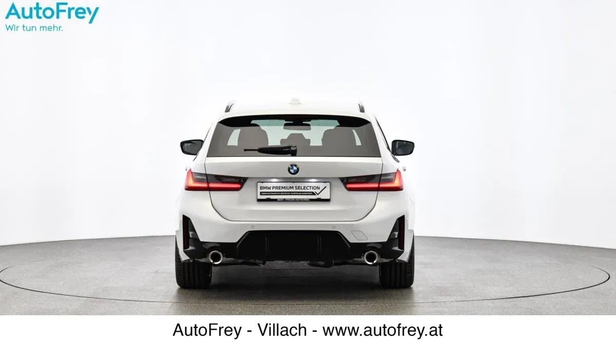 BMW 3 Series 2024 photo 3