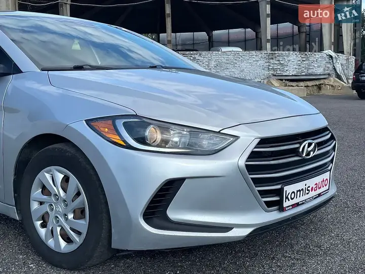 Hyundai Elantra 2018 photo 5