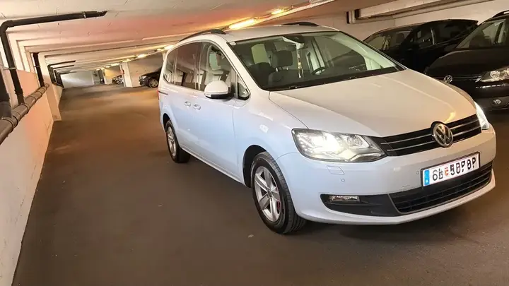 Volkswagen Sharan 2019 photo 2