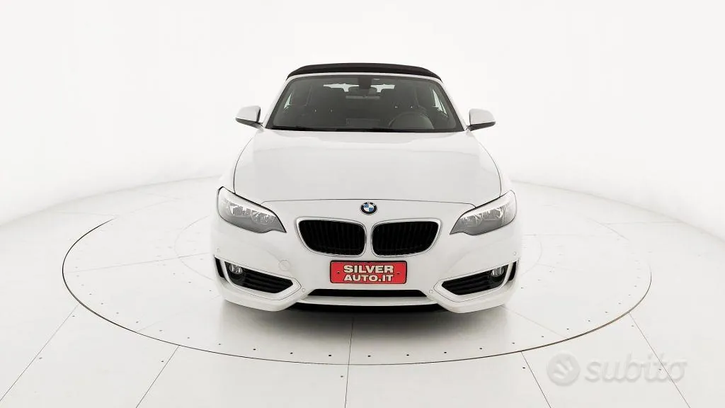 BMW 3 Series 2016 photo 3