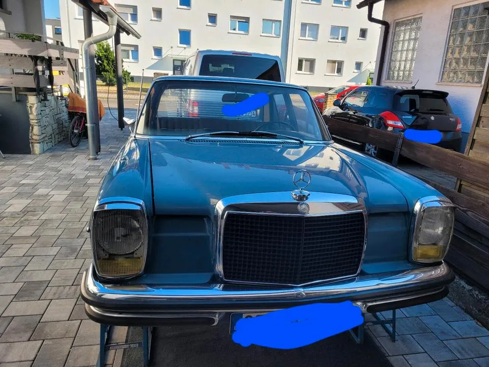 Mercedes-Benz W114