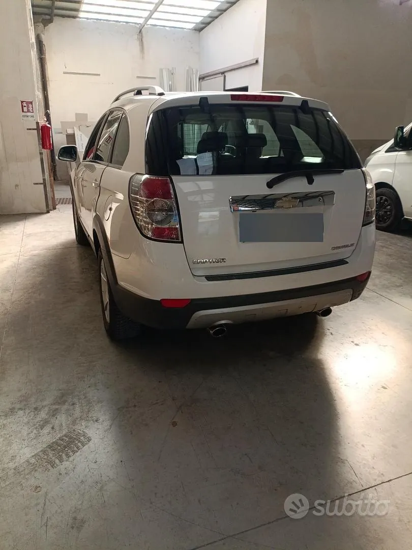 Chevrolet Captiva 2008 photo 2