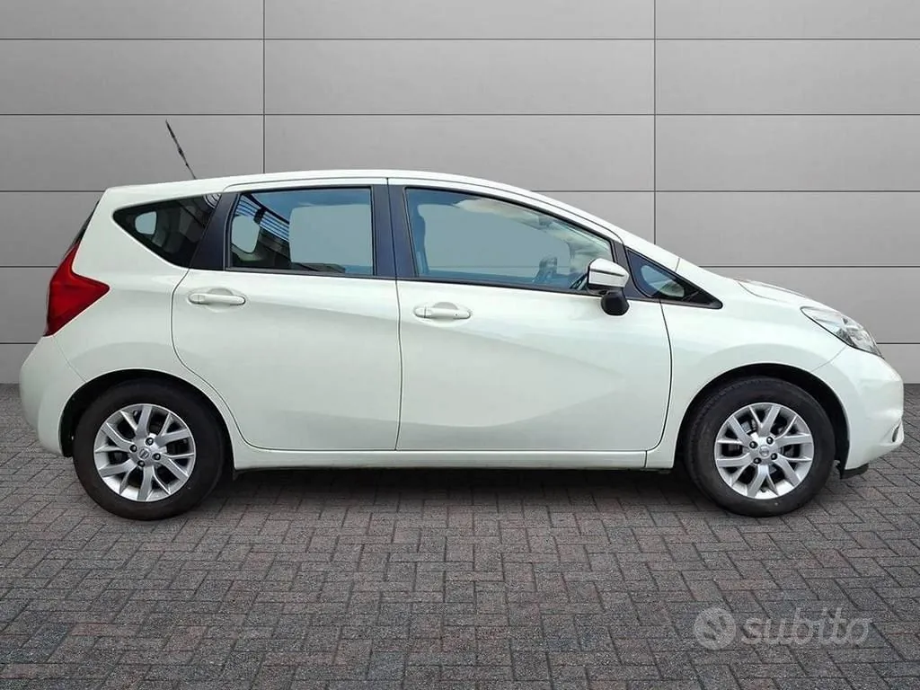 Nissan Note 2015 photo 5