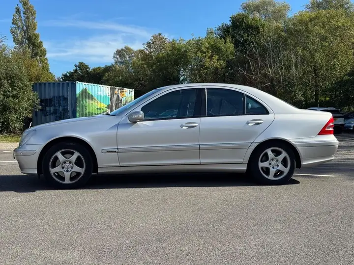 Mercedes-Benz C-Class 2001 photo 5