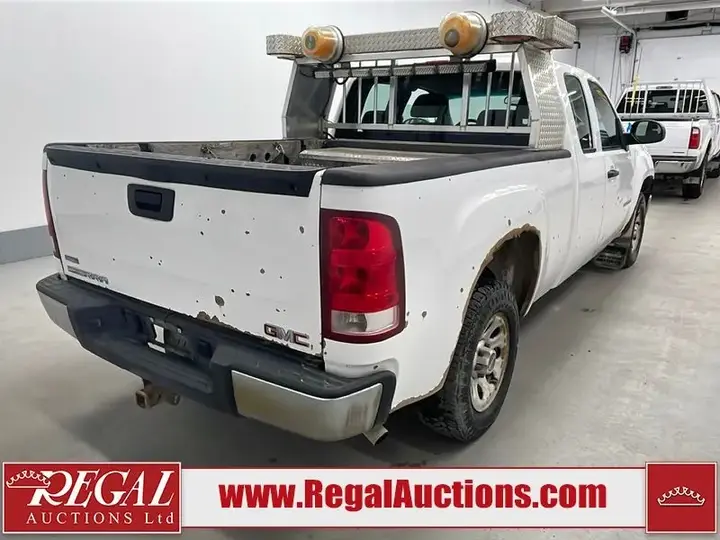 GMC Sierra 1500 2010 photo 3