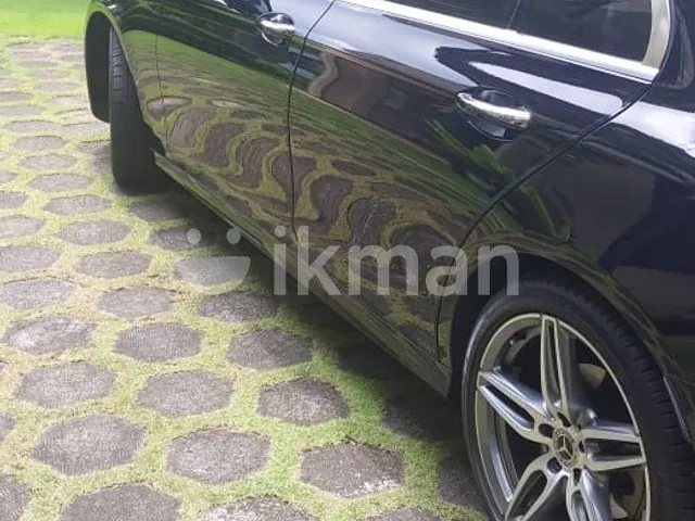 Mercedes-Benz E180 2019 photo 2