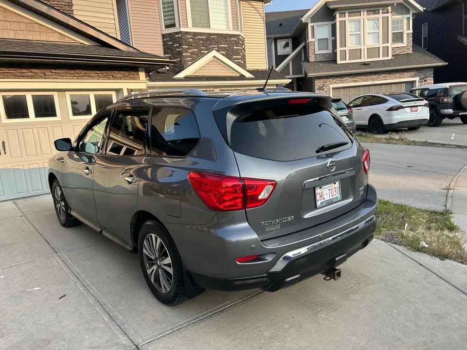 Nissan Pathfinder 2017 photo 3