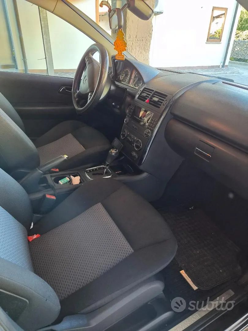 Mercedes-Benz A 2005 photo 4