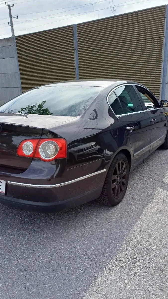 Volkswagen Passat 2006 photo 3