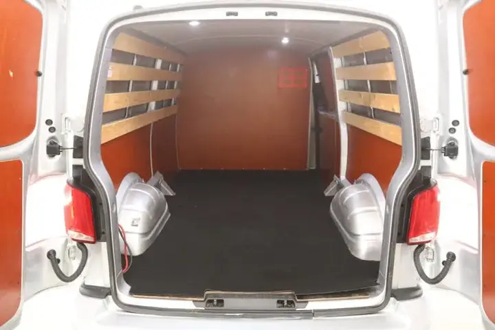 Volkswagen Transporter 2021 photo 3