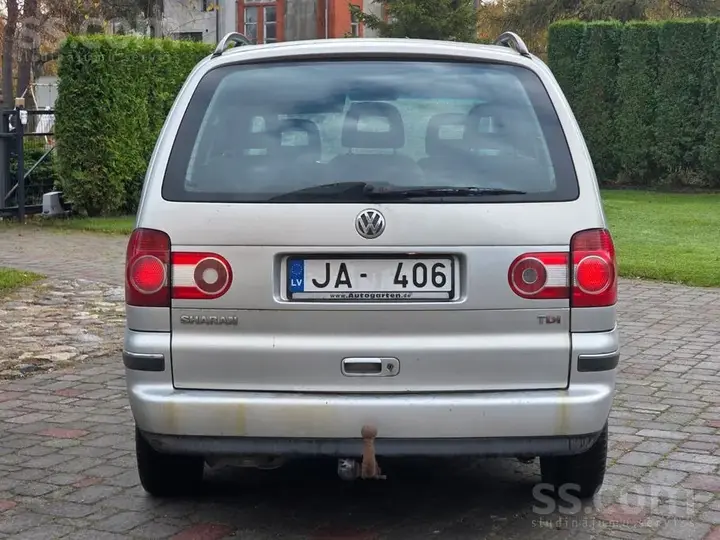 Volkswagen Sharan 2006 photo 4