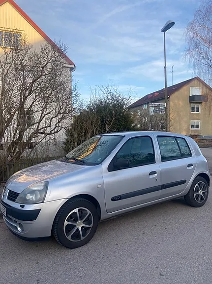 Renault Clio 2006 photo 3