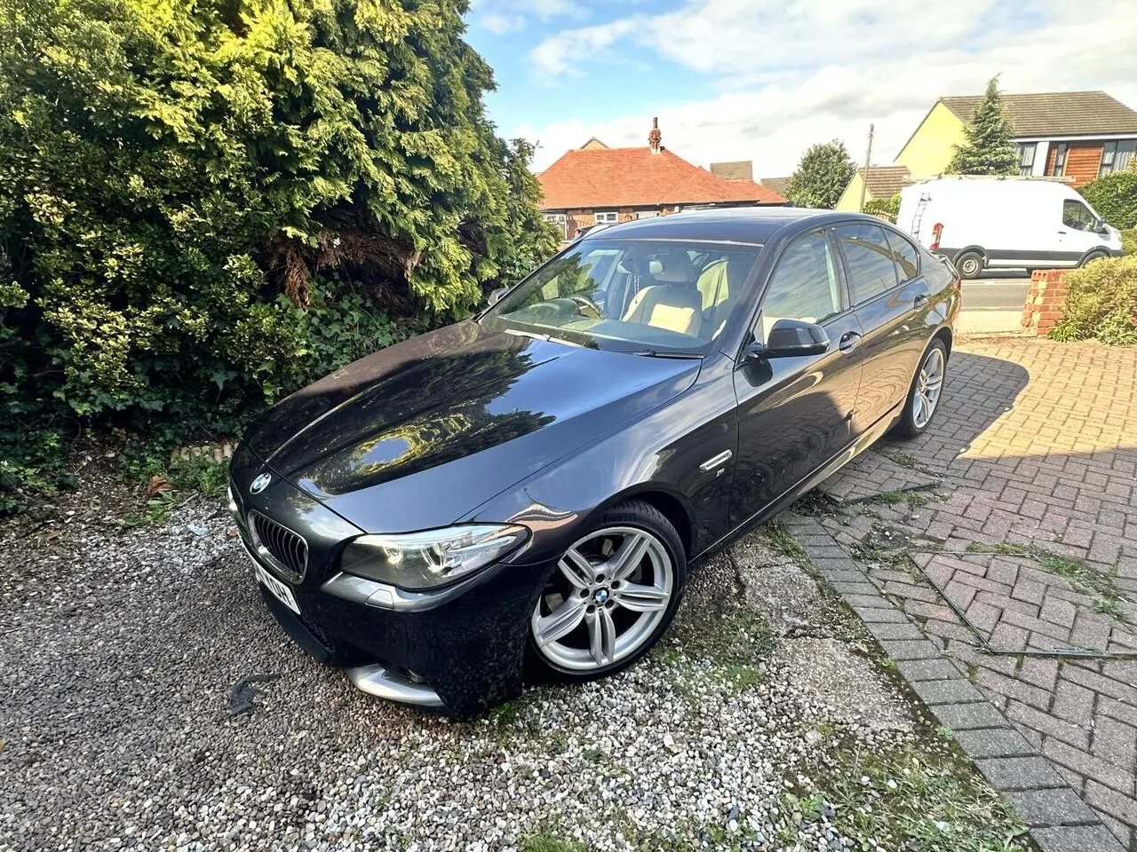 BMW 5 Series 2014 photo 3