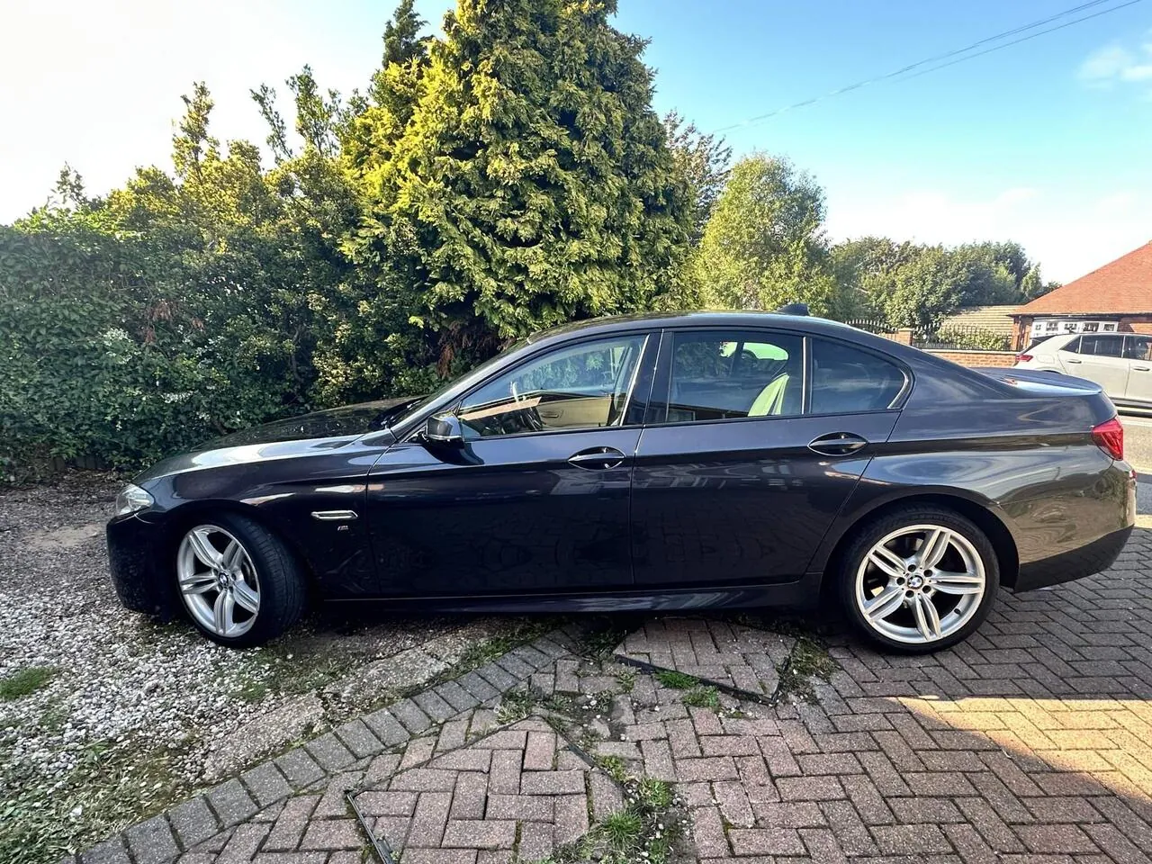 BMW 5 Series 2014 photo 4