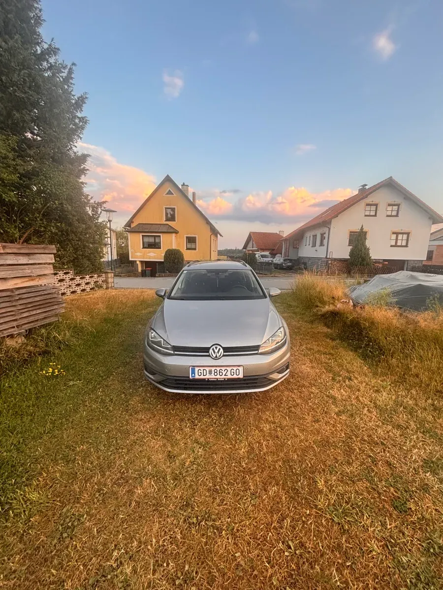 Volkswagen Golf 2018 photo 2