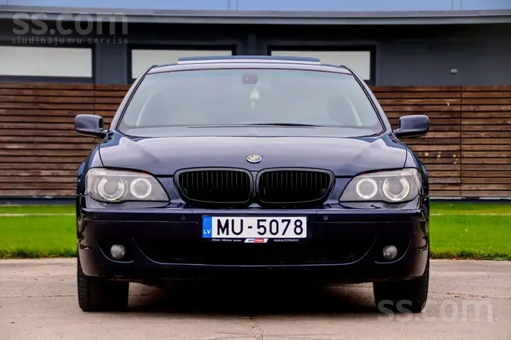 BMW 730D 2005 photo 2