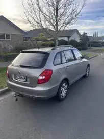 Skoda Fabia 2011 photo 5