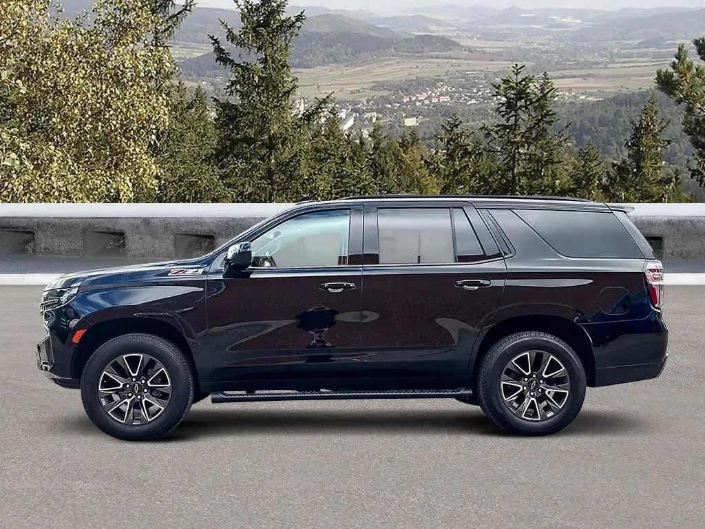 Chevrolet Tahoe 2022 photo 2