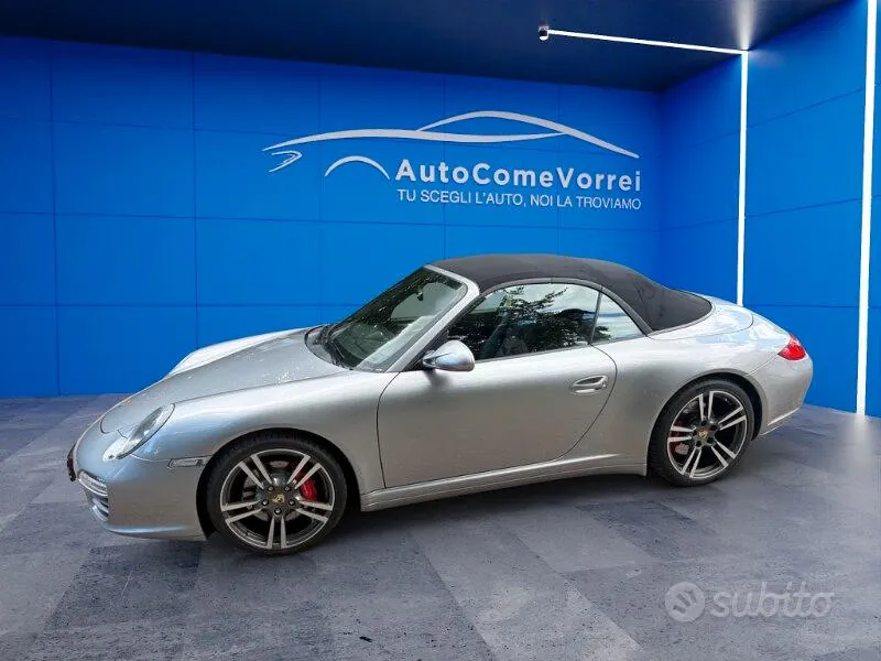 Porsche 911 2011 photo 2