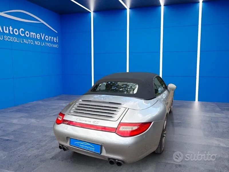 Porsche 911 2011 photo 3