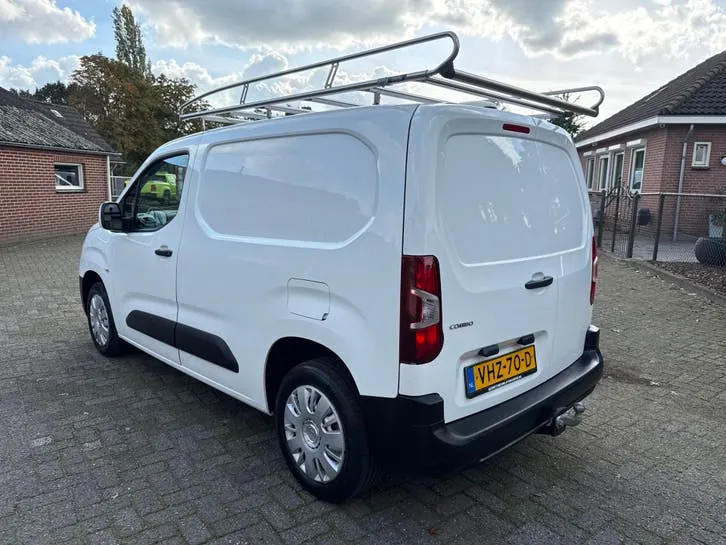 Opel Combo 2021 photo 2