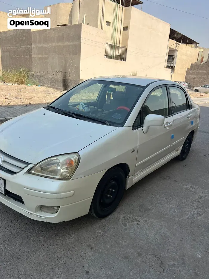 Suzuki Liana