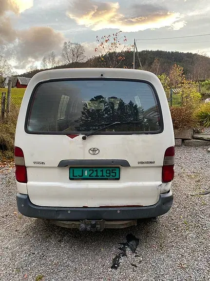 Toyota Hiace 2005 photo 3