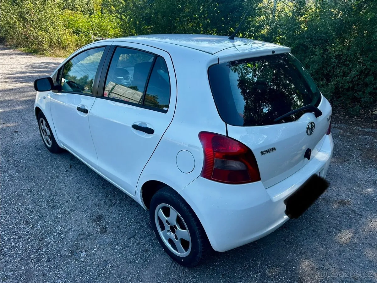 Toyota Yaris 2007 photo 4