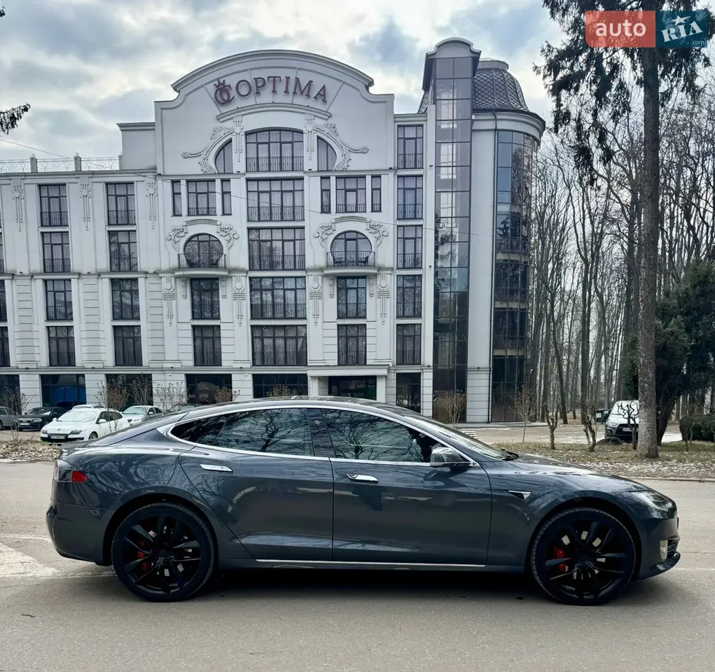 Tesla Model S 2018 photo 5