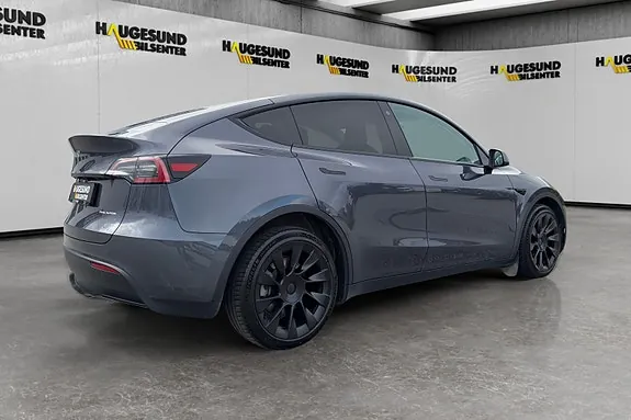 Tesla Model Y 2021 photo 4