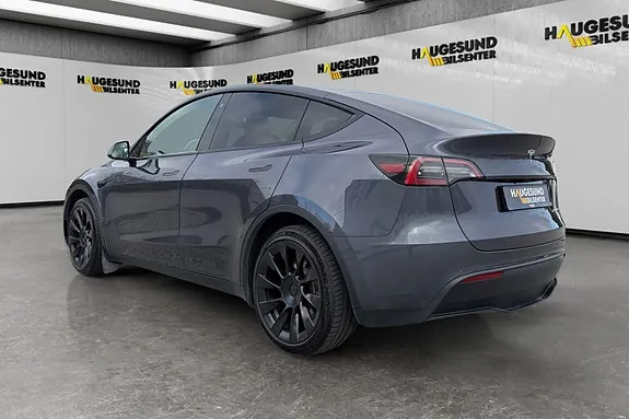 Tesla Model Y 2021 photo 3