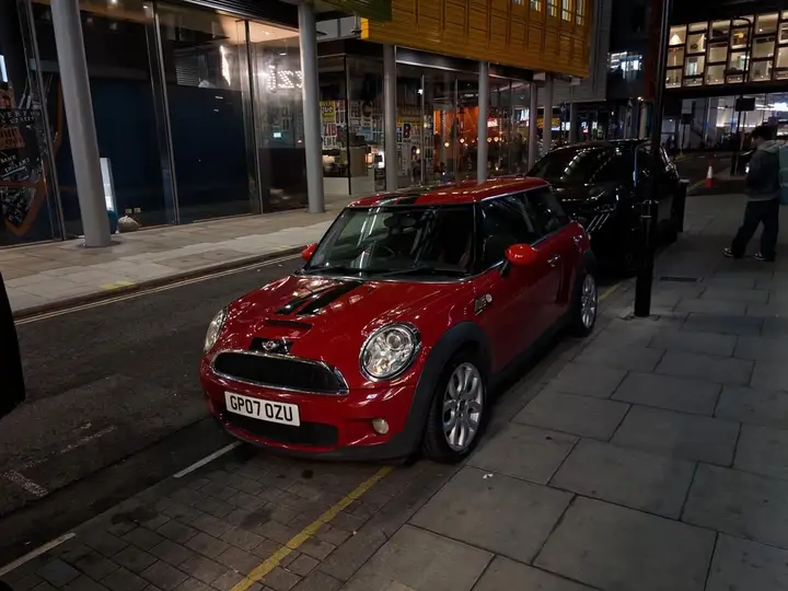 Mini Hatch 2007 photo 5