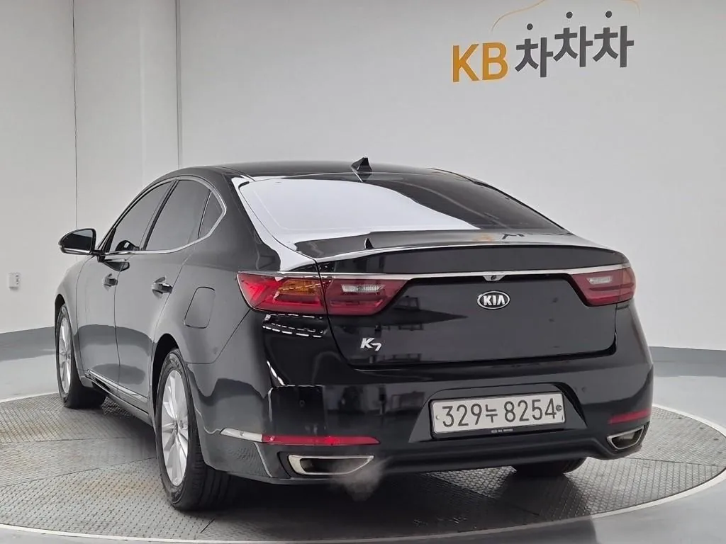 Kia K7 2018 photo 2