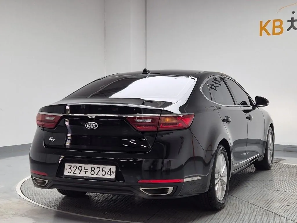 Kia K7 2018 photo 3