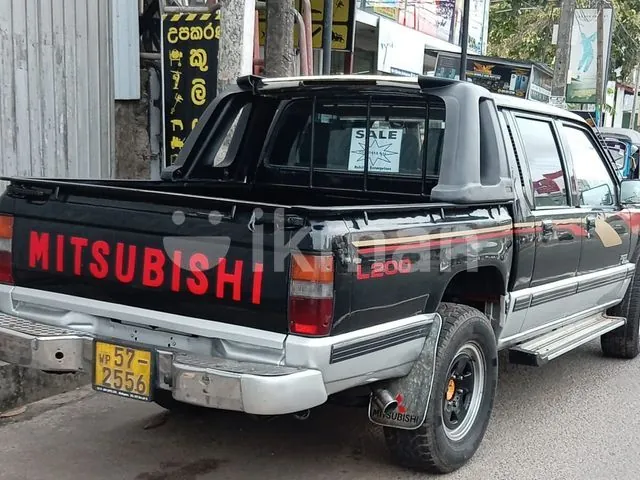 Mitsubishi L200 1995 photo 2