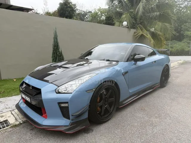 Nissan Gt-R
