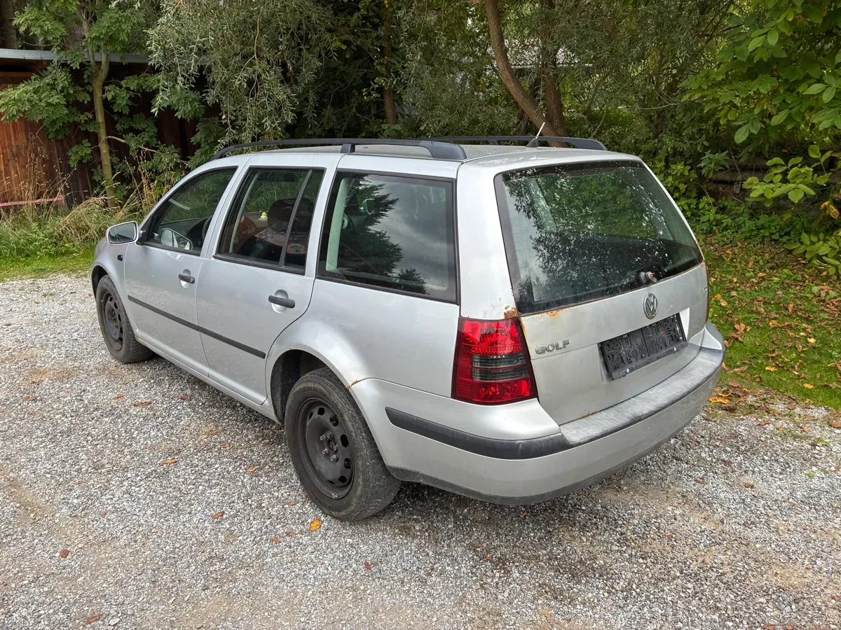 Volkswagen Golf 2006 photo 2