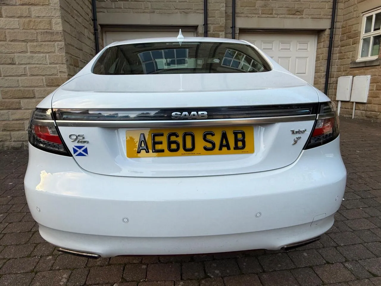 Saab 9-5 2010 photo 3