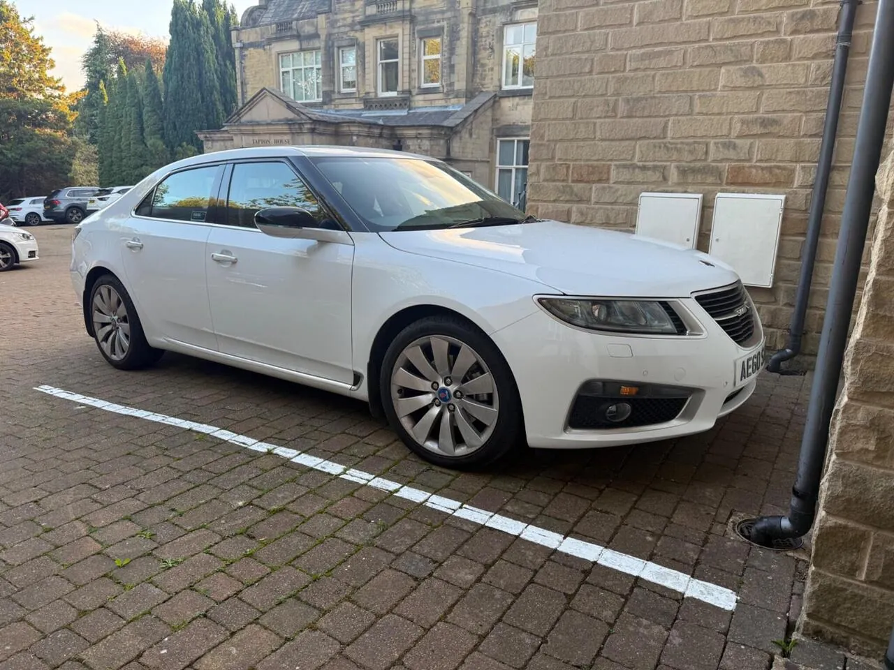 Saab 9-5 2010 photo 2