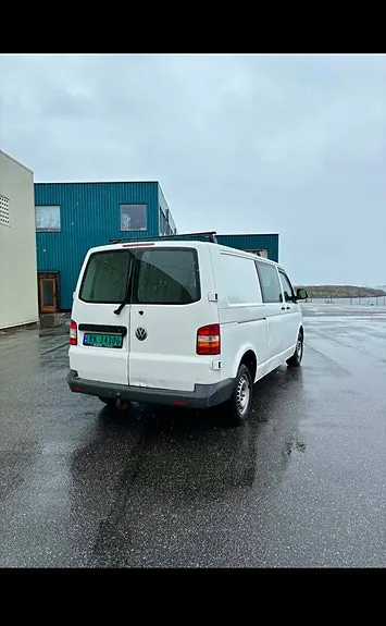 Volkswagen Transporter 2011 photo 3