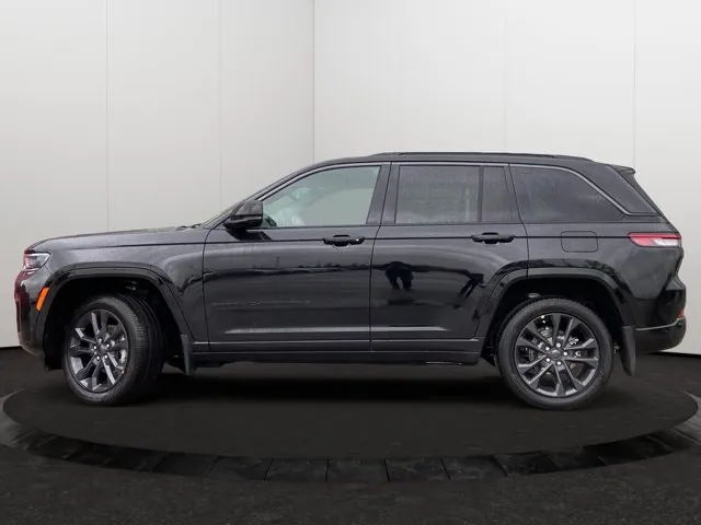 Jeep Grand Cherokee 2026 photo 2