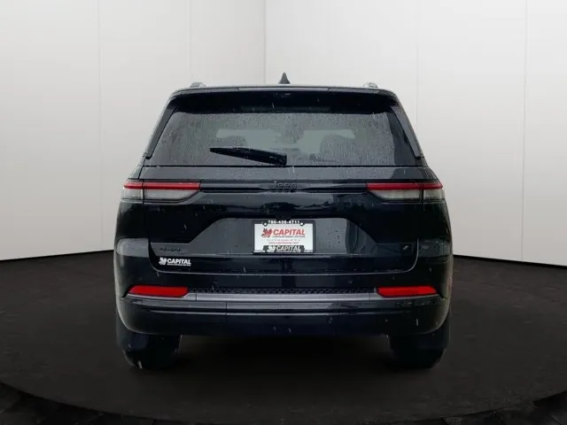 Jeep Grand Cherokee 2026 photo 5
