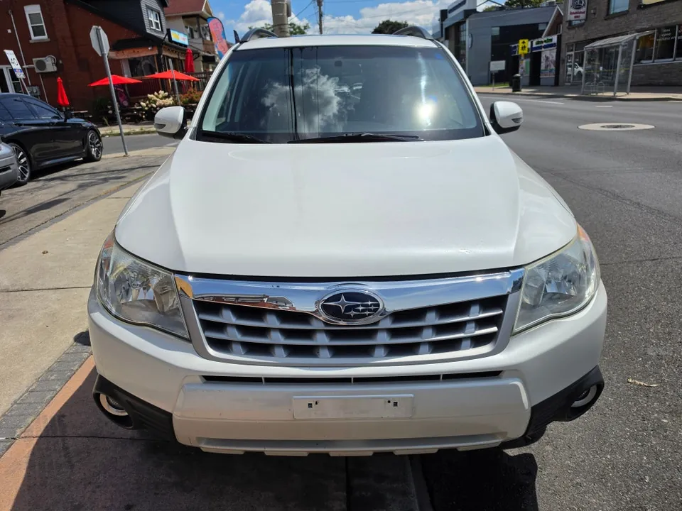Subaru Forester 2012 photo 2