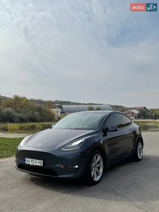 Tesla Model Y 2021 photo 3